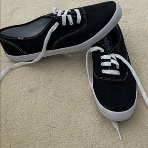 Black Keds